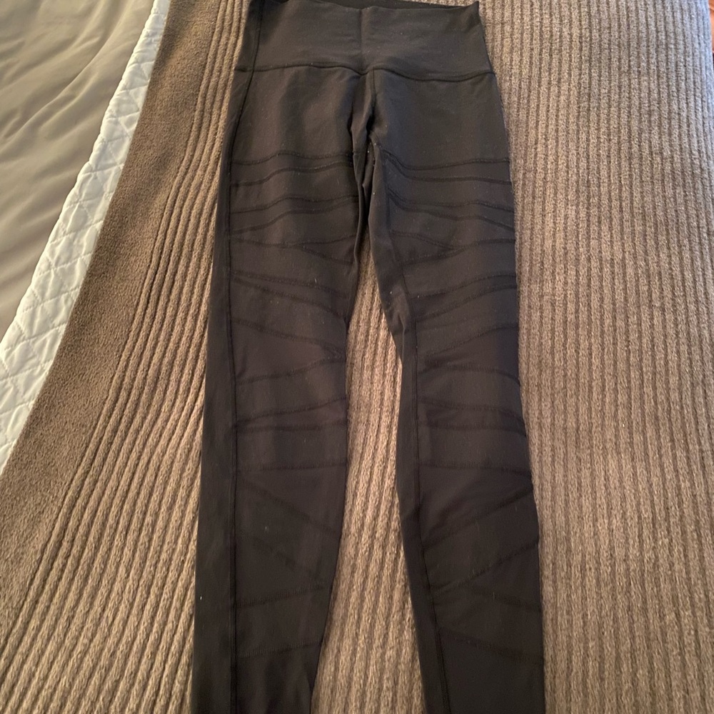 Lululemon mesh leggings